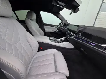 BMW X6 30d xDrive M Sport Pro 22´´AHK 360 HUD HK ACC
