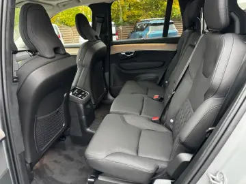 Volvo XC90 XC 90 Plus Dark Plug-In Hybrid AWD
