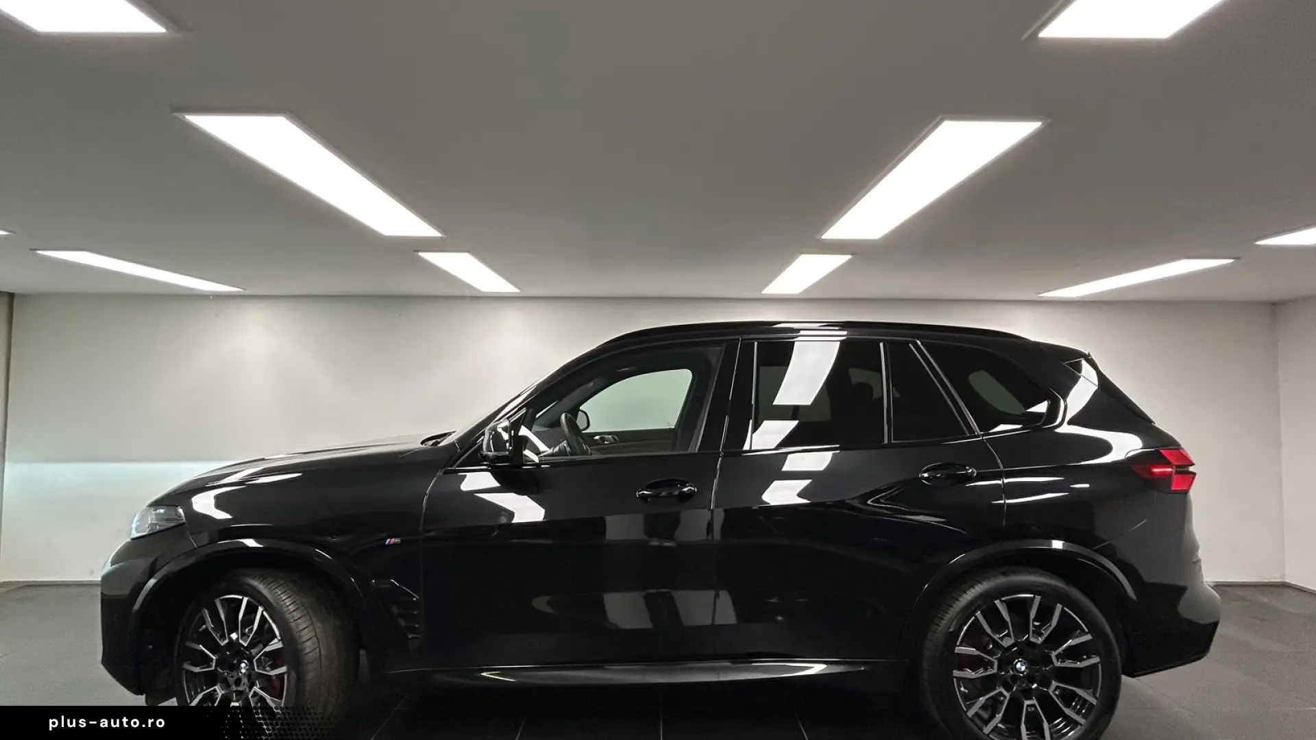 BMW X5 în leasing operațional MOOV
