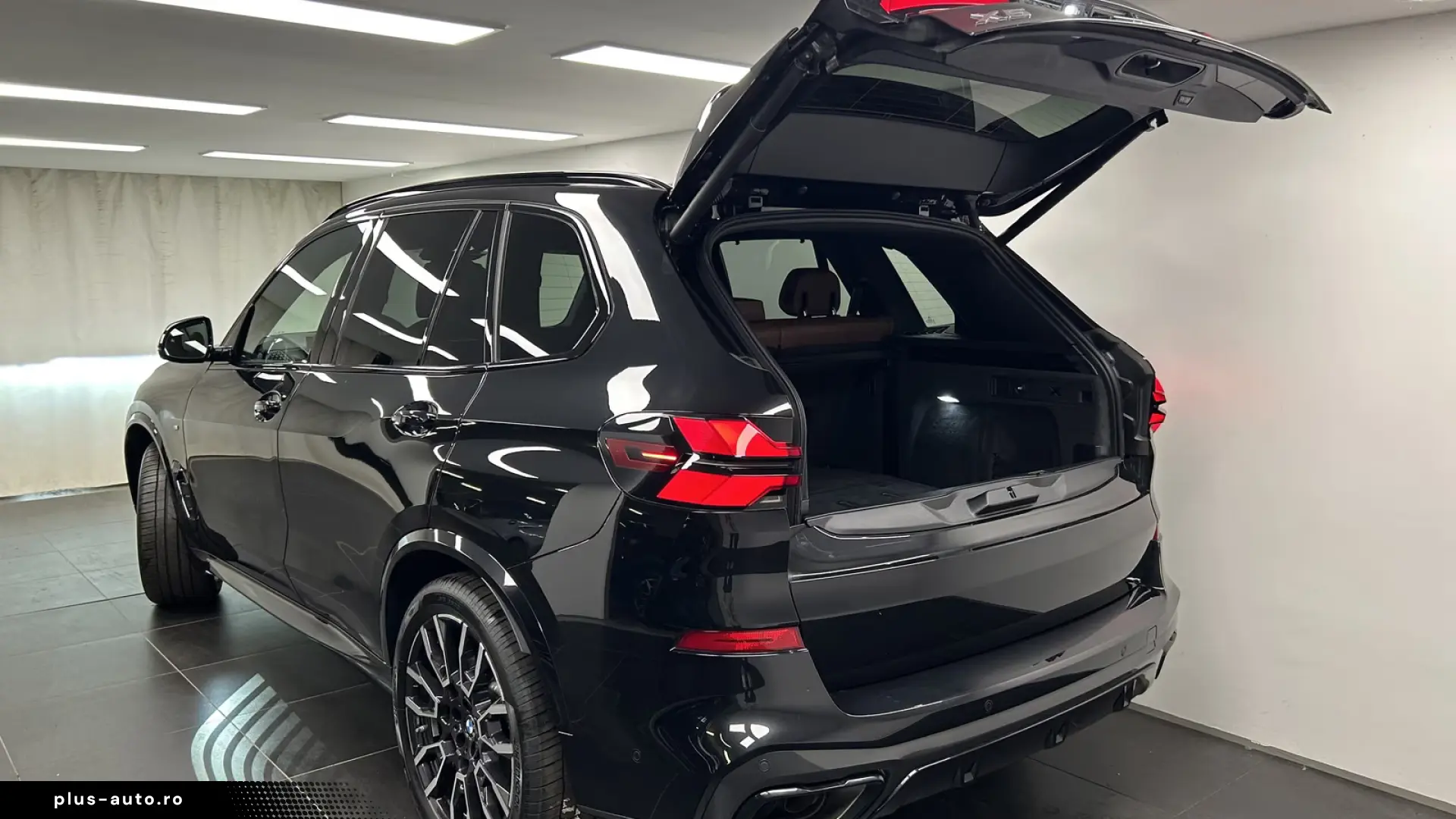 BMW X5 în leasing operațional MOOV