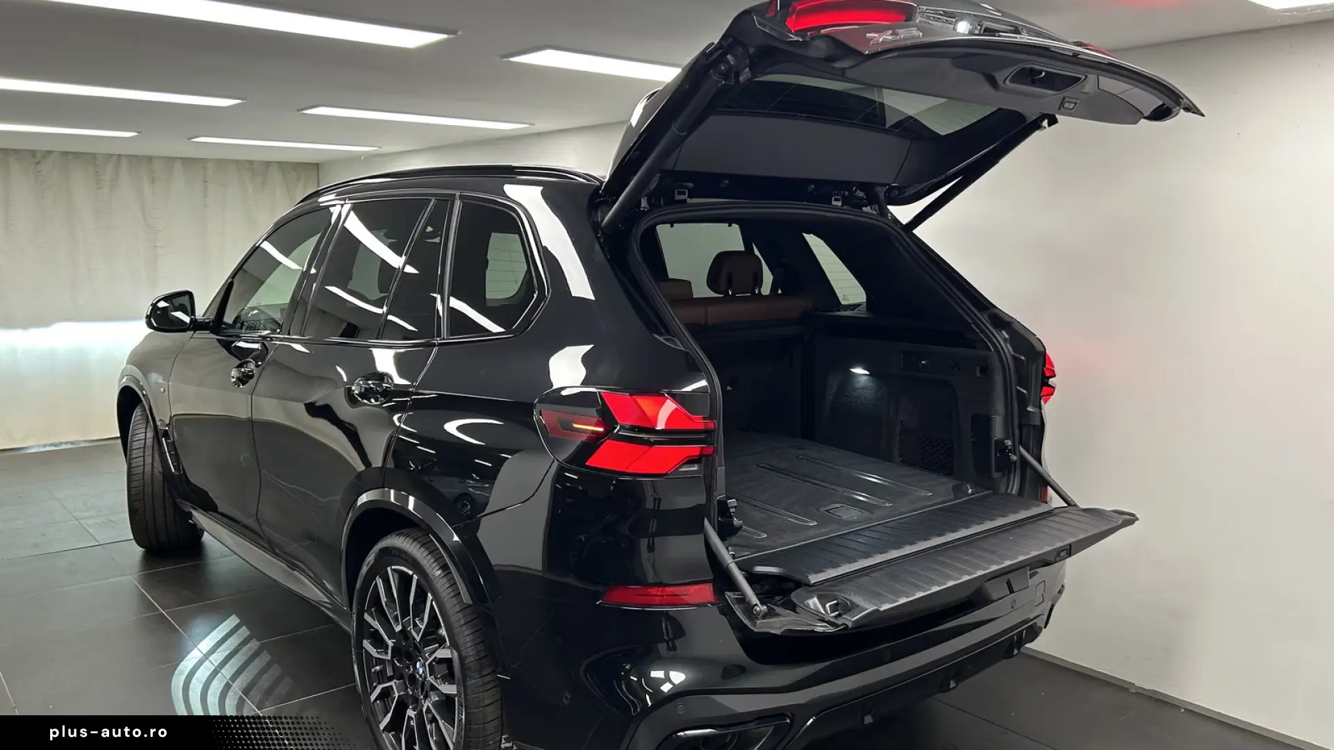BMW X5 în leasing operațional MOOV