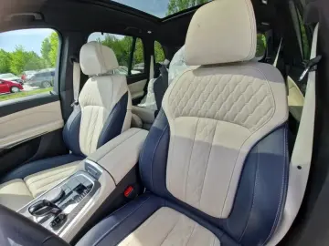 BMW X5 xDrive40i M Sport Adapt. LED Pano 360  H K