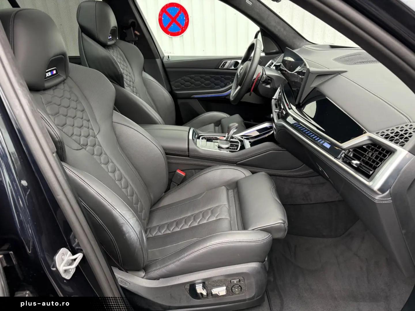 BMW X5 M Competition. Soft-Close. Massage.