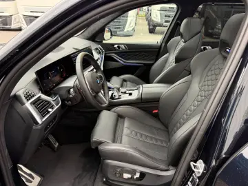 BMW X5 M Competition. Soft-Close. Massage.