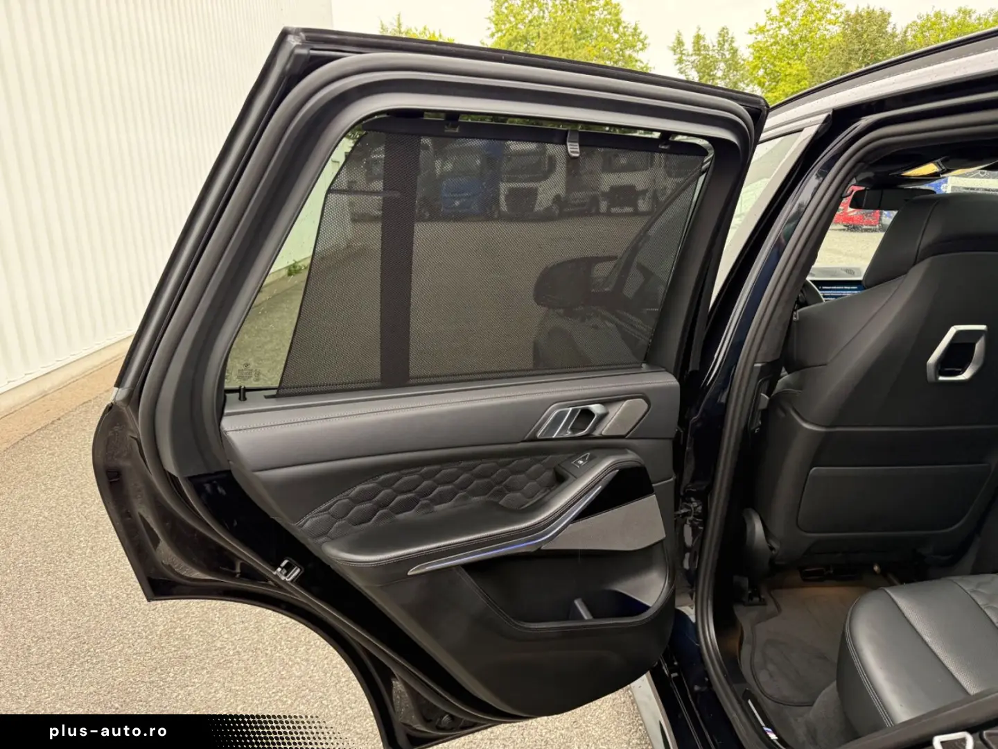 BMW X5 M Competition. Soft-Close. Massage.