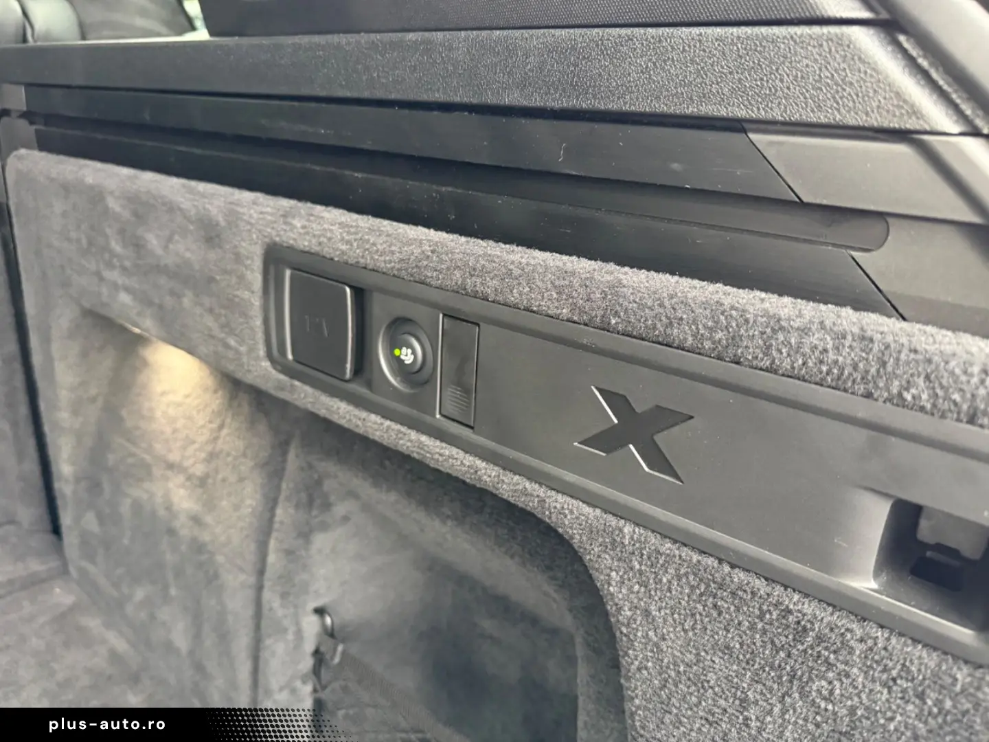 BMW X5 M Competition. Soft-Close. Massage.