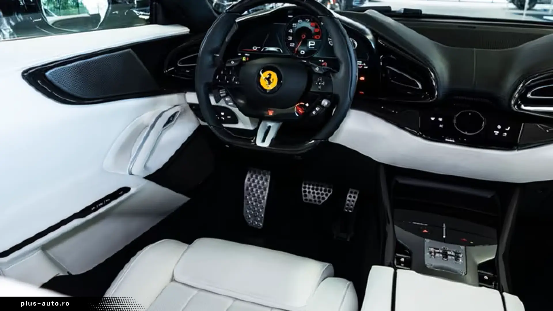 Ferrari Purosangue NOVITEC CARBON 360  LIFT 23