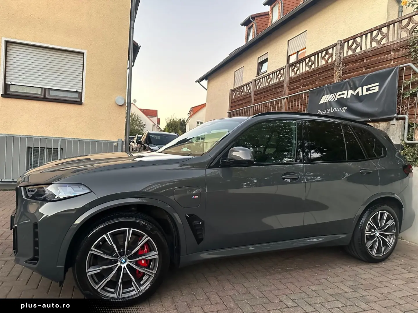 BMW X5 xDr50e M Sport Pro AHK H&K Iconic Shadow 360