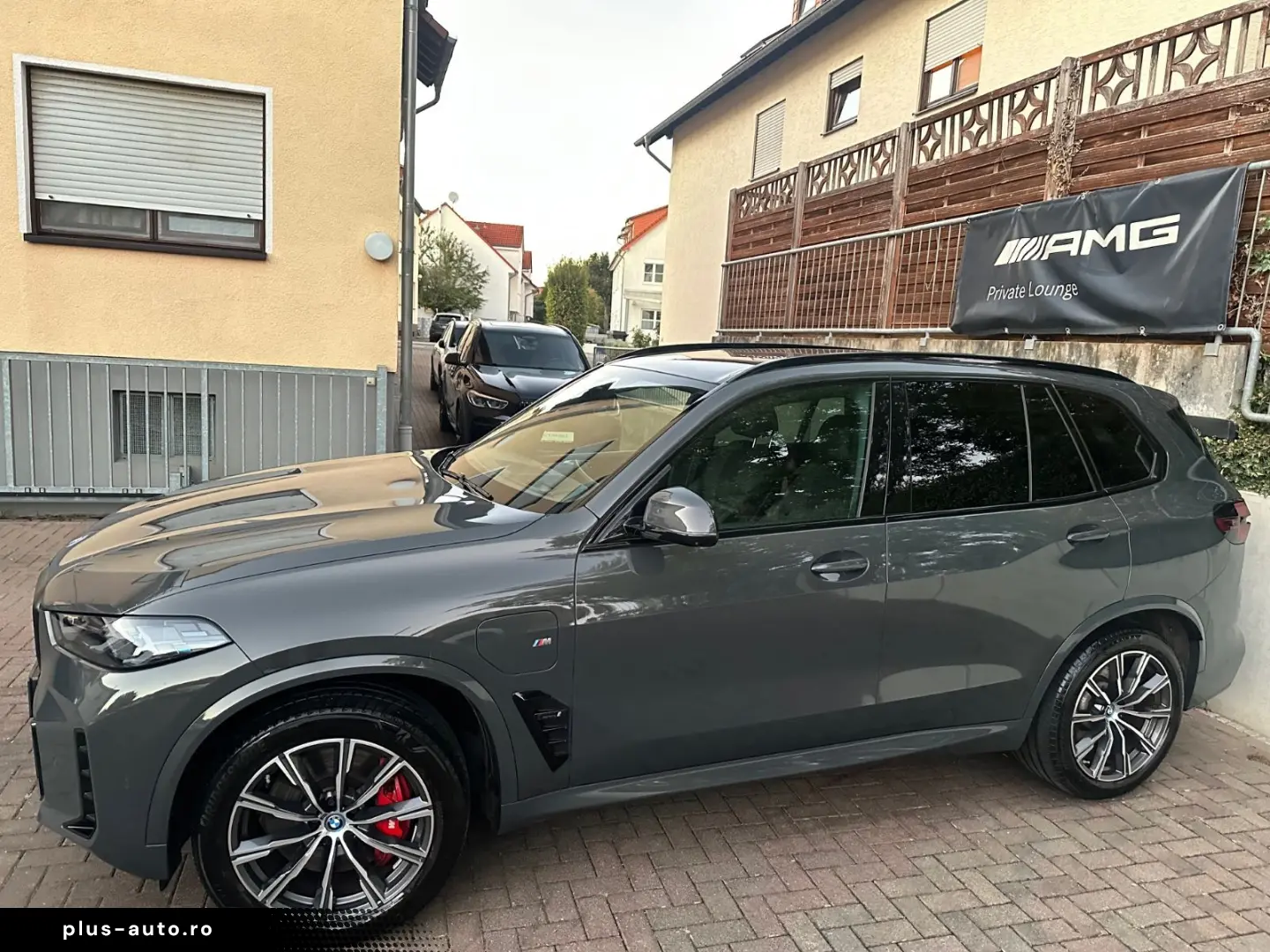 BMW X5 xDr50e M Sport Pro AHK H&K Iconic Shadow 360