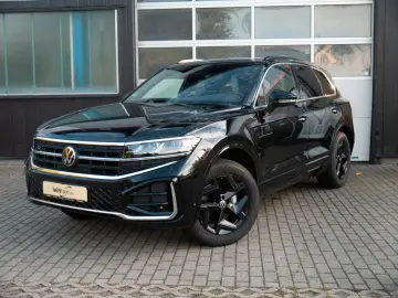 VW Touareg 3.0 TDI Mietwagen-BOKraft 4Motion R-Line