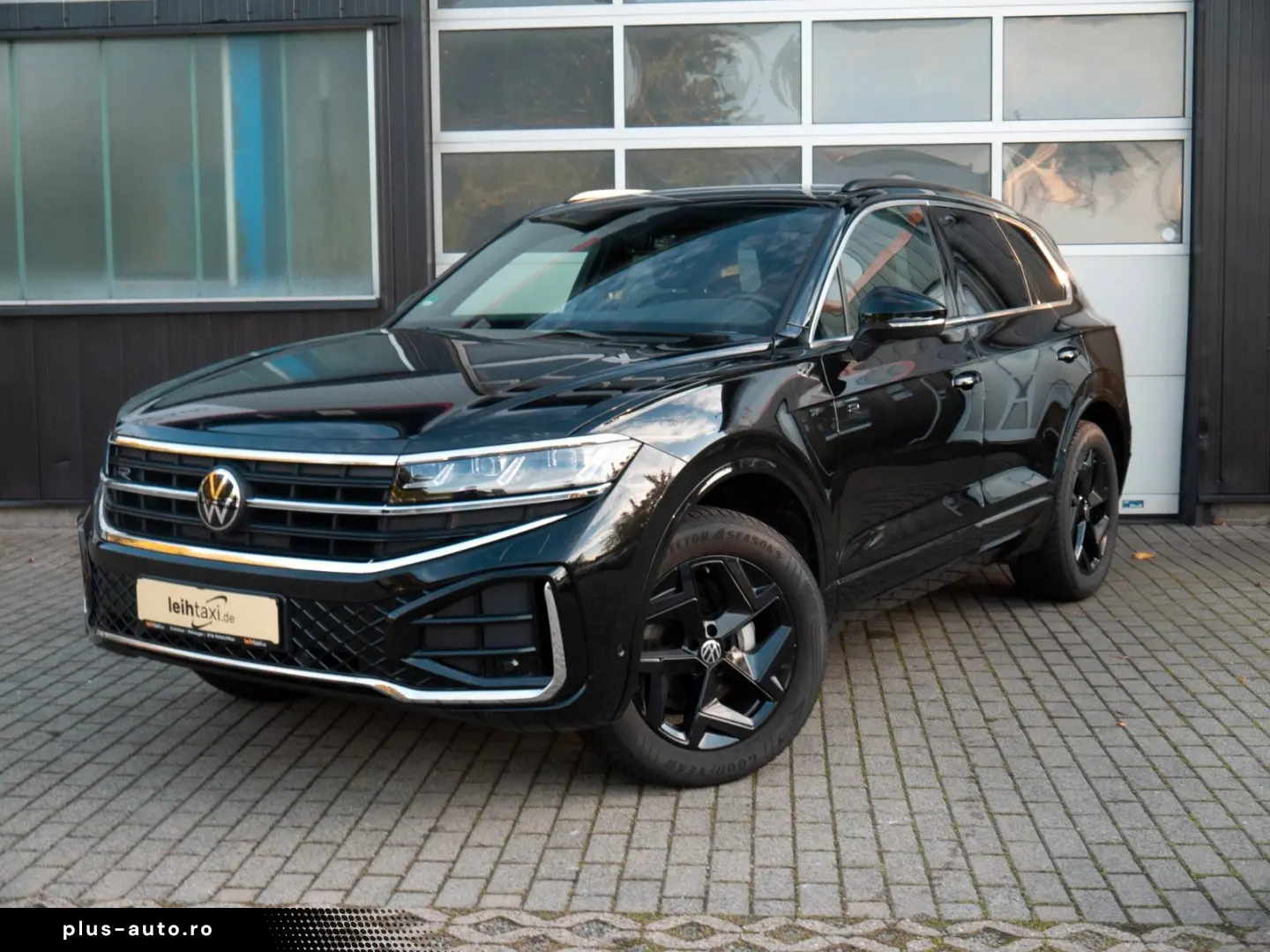 VW Touareg în leasing operațional MOOV