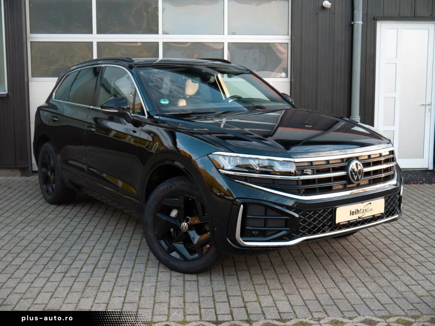 VW Touareg în leasing operațional MOOV