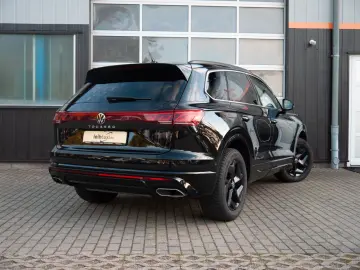 VW Touareg 3.0 TDI Mietwagen-BOKraft 4Motion R-Line