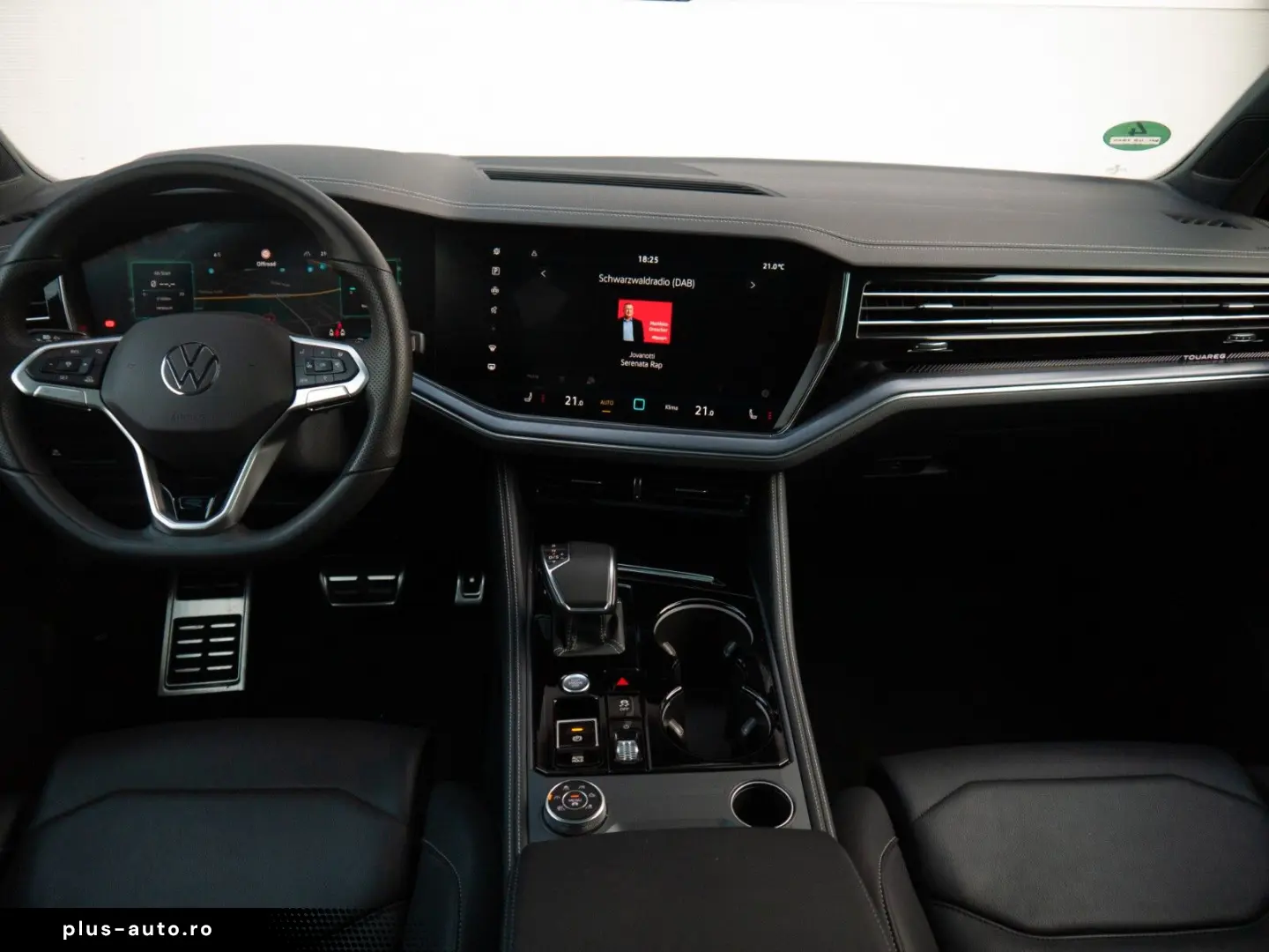 VW Touareg în leasing operațional MOOV