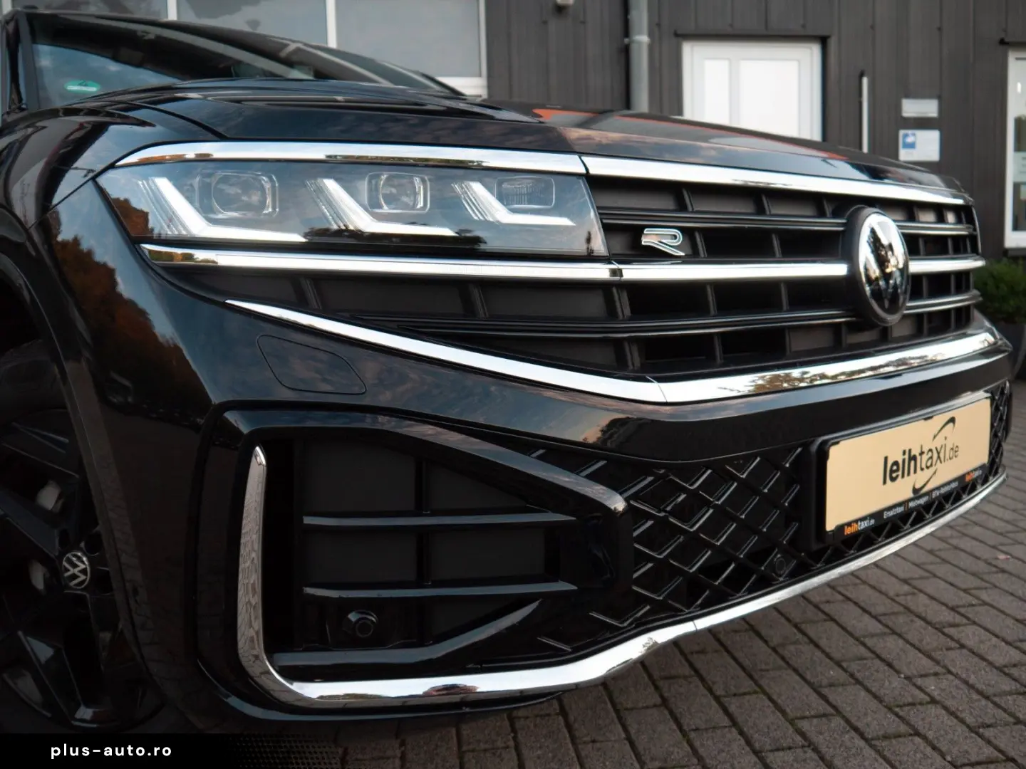 VW Touareg în leasing operațional MOOV