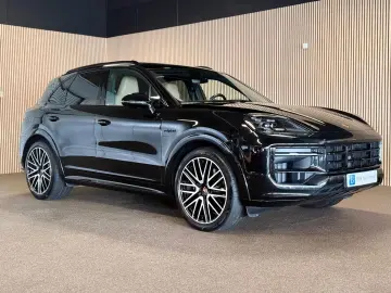 PORSCHE Cayenne 3.0E-Hybrid SPORT DESIGN-PANO-VOLL