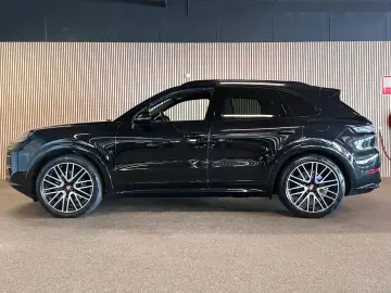 PORSCHE Cayenne 3.0E-Hybrid SPORT DESIGN-PANO-VOLL