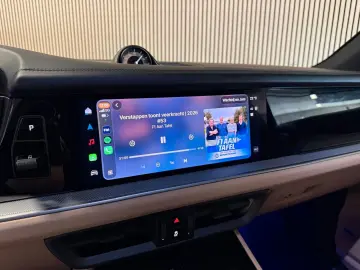 PORSCHE Cayenne 3.0E-Hybrid SPORT DESIGN-PANO-VOLL