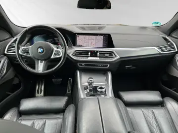 BMW X6 xDrive40d M Sport AHK Pano Head-Up Massage