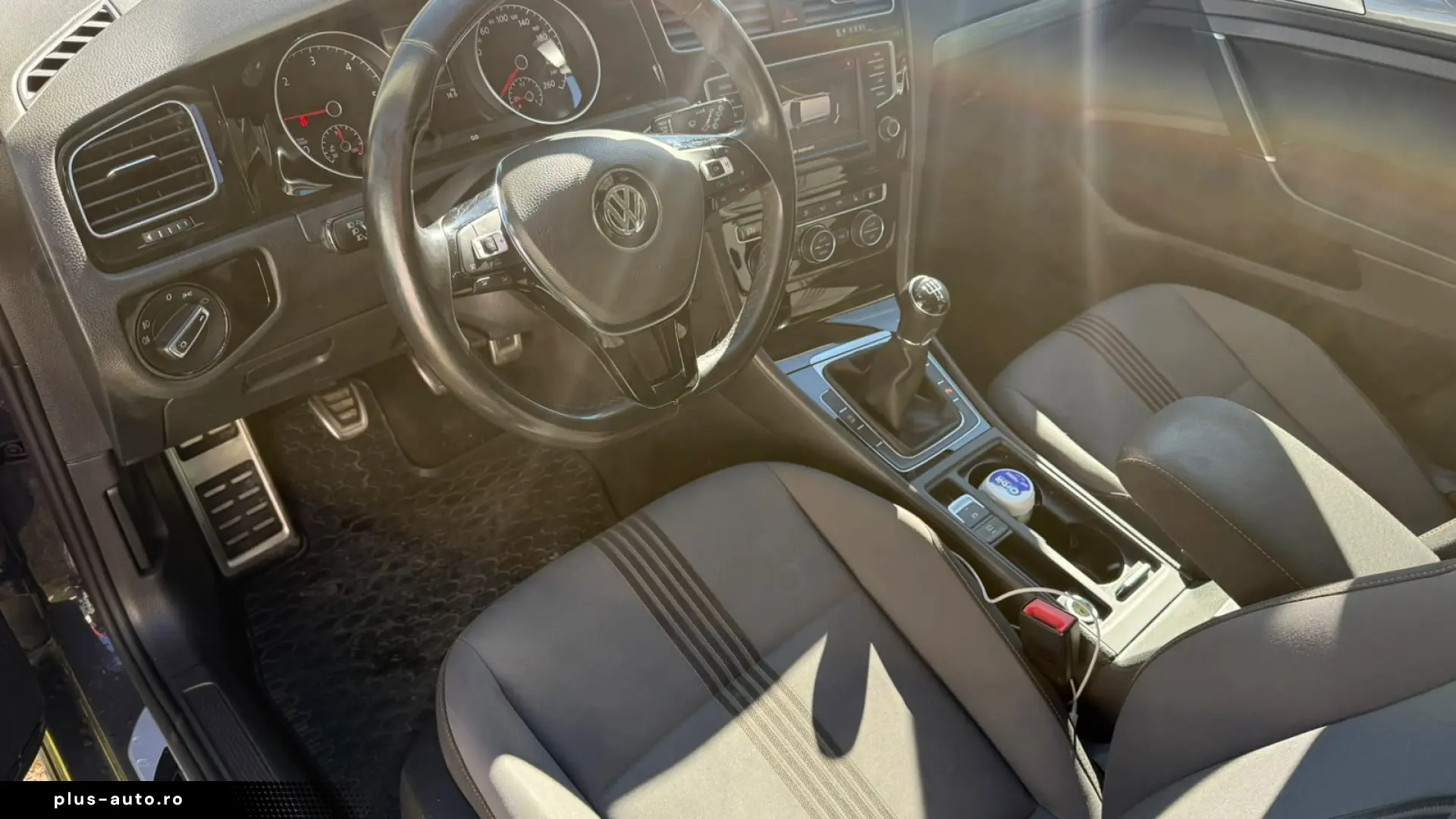 Volkswagen Golf 7 Allstar 2016 1.6 Tdi 110Cp Euro6 Bi-xenon