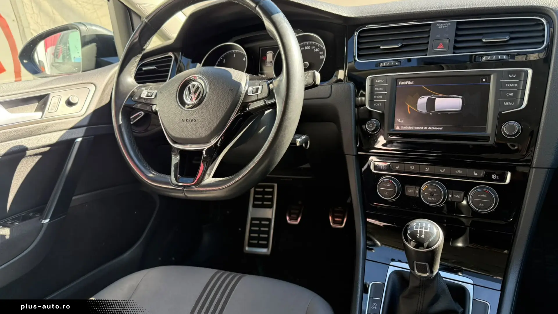 Volkswagen Golf 7 Allstar 2016 1.6 Tdi 110Cp Euro6 Bi-xenon