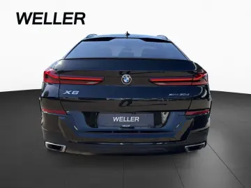 BMW X6 xDrive30d parking heater  laser headlights  ACC  HUD