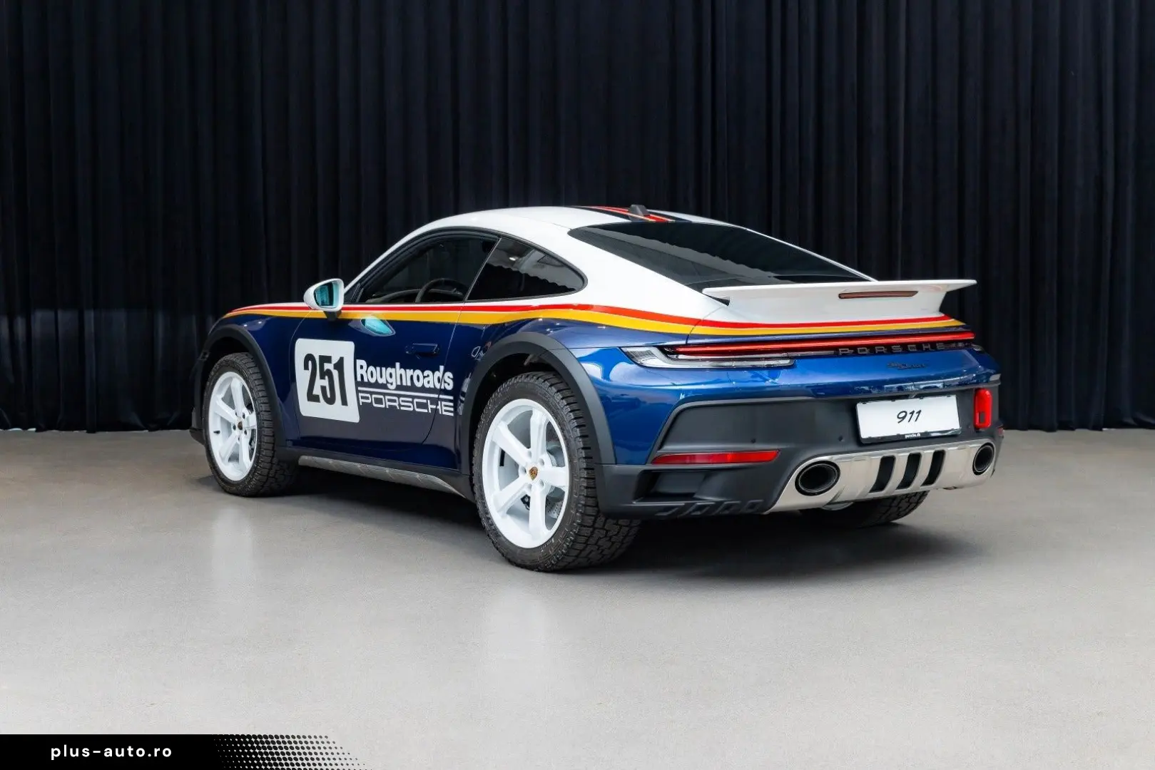 PORSCHE 911 Dakar