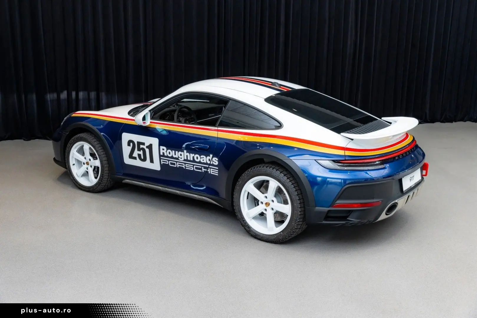 PORSCHE 911 Dakar