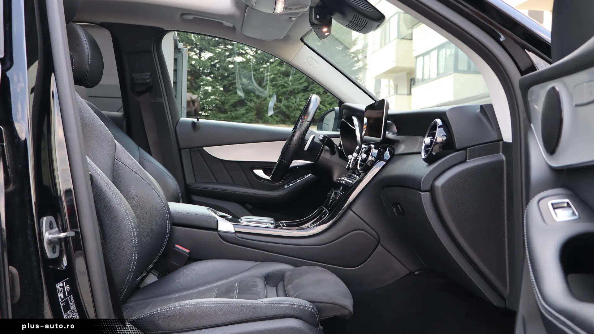 Mercedes-Benz GLC 300 de 4Matic 9G-TRONIC AMG Line Plus