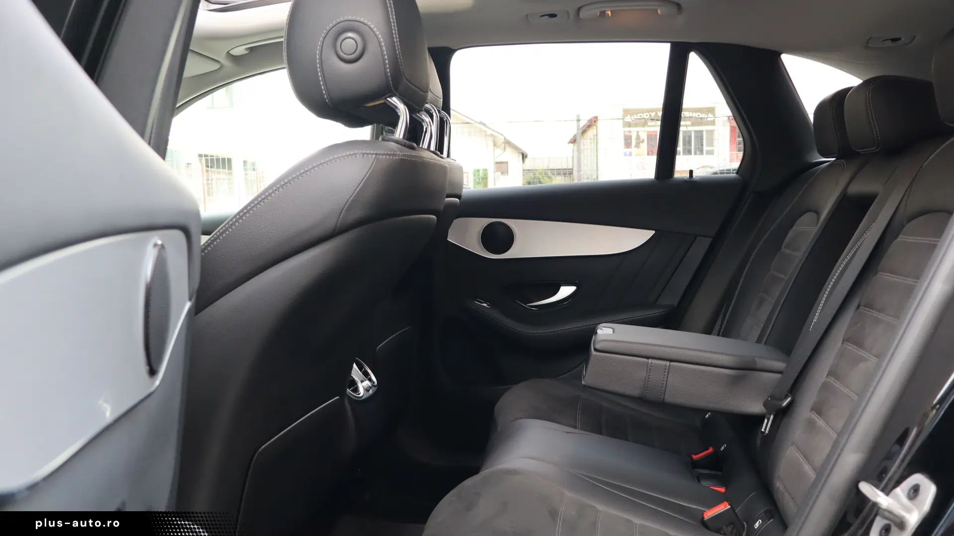 Mercedes-Benz GLC 300 de 4Matic 9G-TRONIC AMG Line Plus