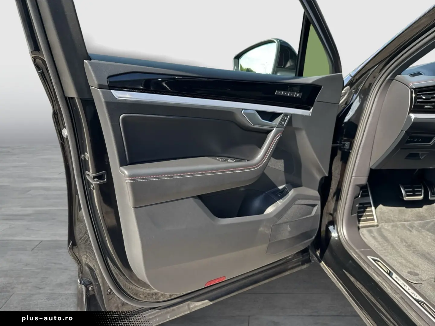 VW Touareg  Edition 20  3.0TDI 4M R-LINE AHK LUFTF