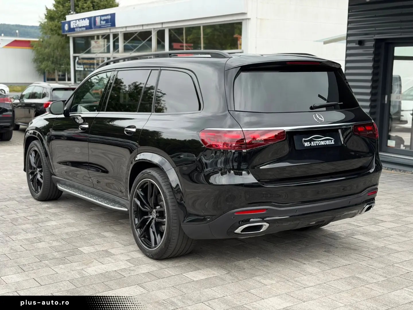 MERCEDES-BENZ GLS în leasing operațional MOOV