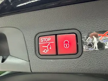 MERCEDES-BENZ GLS 450d-AMG-St.Hz.-7-Si-HUD-Air-23 Bu…
