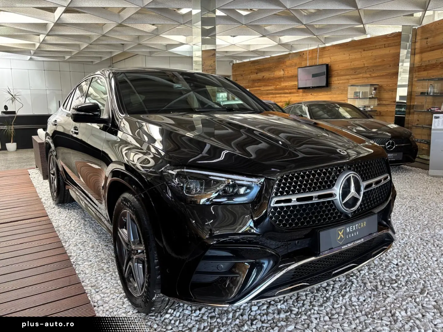 MERCEDES-BENZ GLE GLE 300d 4Matic AMG Standheizung Burmester