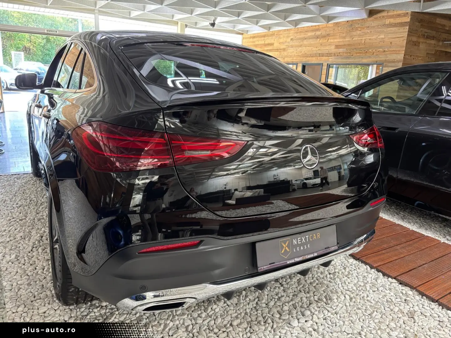 MERCEDES-BENZ GLE GLE 300d 4Matic AMG Standheizung Burmester
