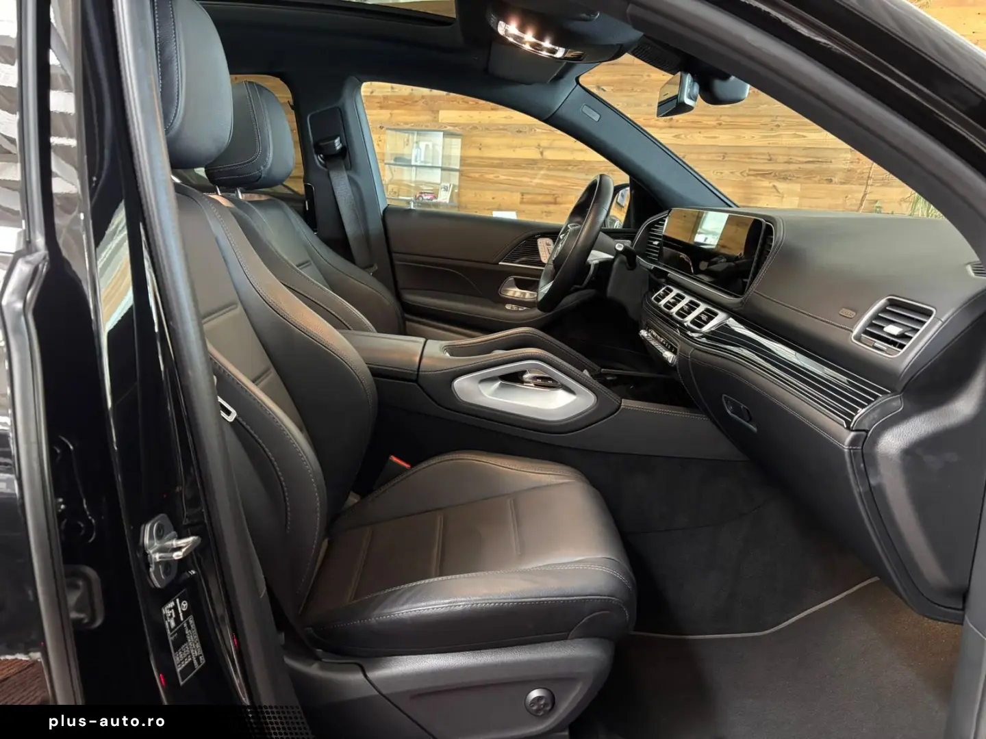 MERCEDES-BENZ GLE GLE 300d 4Matic AMG Standheizung Burmester