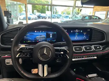 MERCEDES-BENZ GLE GLE 300d 4Matic AMG Standheizung Burmester