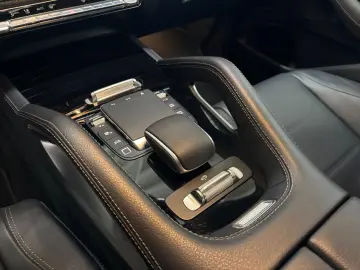 MERCEDES-BENZ GLE GLE 300d 4Matic AMG Standheizung Burmester