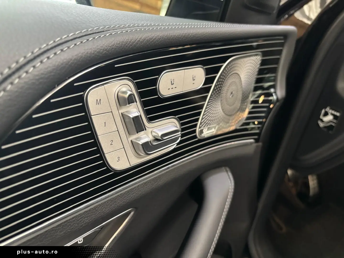 MERCEDES-BENZ GLE GLE 300d 4Matic AMG Standheizung Burmester
