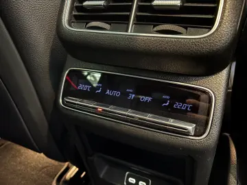 MERCEDES-BENZ GLE GLE 300d 4Matic AMG Standheizung Burmester