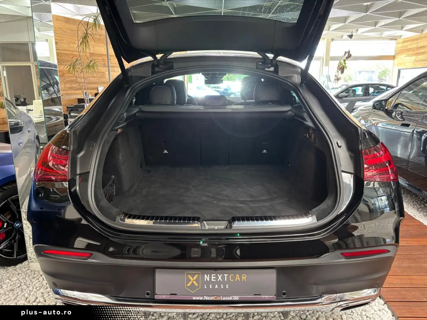 MERCEDES-BENZ GLE GLE 300d 4Matic AMG Standheizung Burmester