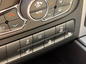 DODGE RAM 1500 5 7 HEMI LPG  kamera 1.hd TOP!