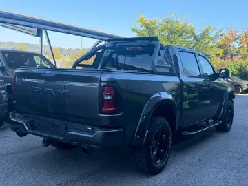 DODGE RAM 1500 CREW CAB SPORT 3.0 V6