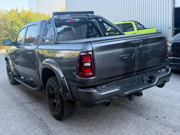 DODGE RAM 1500 CREW CAB SPORT 3.0 V6