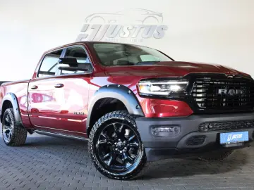 DODGE RAM 5.7 Laramie PANO HK APPLE NAVI KAMERA R20
