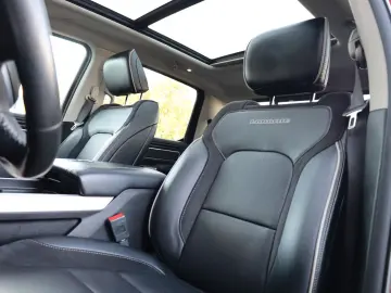 DODGE RAM 5.7 Laramie PANO HK APPLE NAVI KAMERA R20