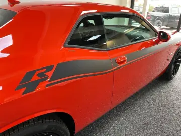 DODGE CHALLENGER  R T-5.7L-V8 HEMi AUS 1. HAND