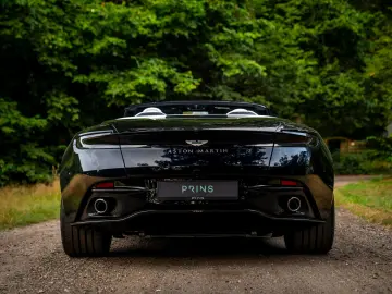 ASTON MARTIN DB12 Volante 4.0 V8   Bowers & Wilkins