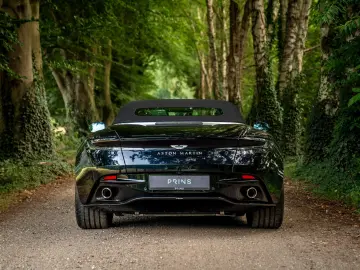 ASTON MARTIN DB12 Volante 4.0 V8   Bowers & Wilkins