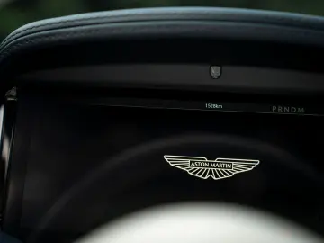 ASTON MARTIN DB12 Volante 4.0 V8   Bowers & Wilkins